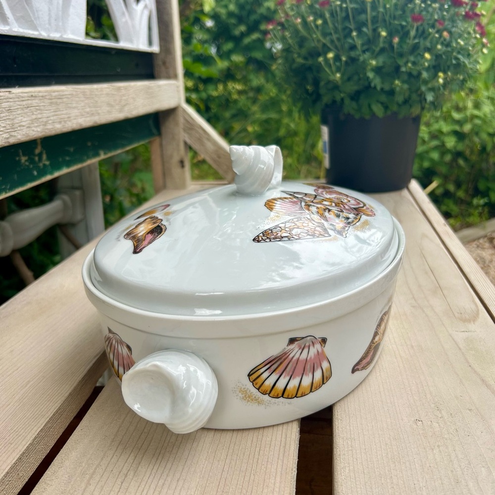 Georges Briard Seascape Covered Dish: Vintage Mid-Century Modern Ovenware - Picture 3 of 12